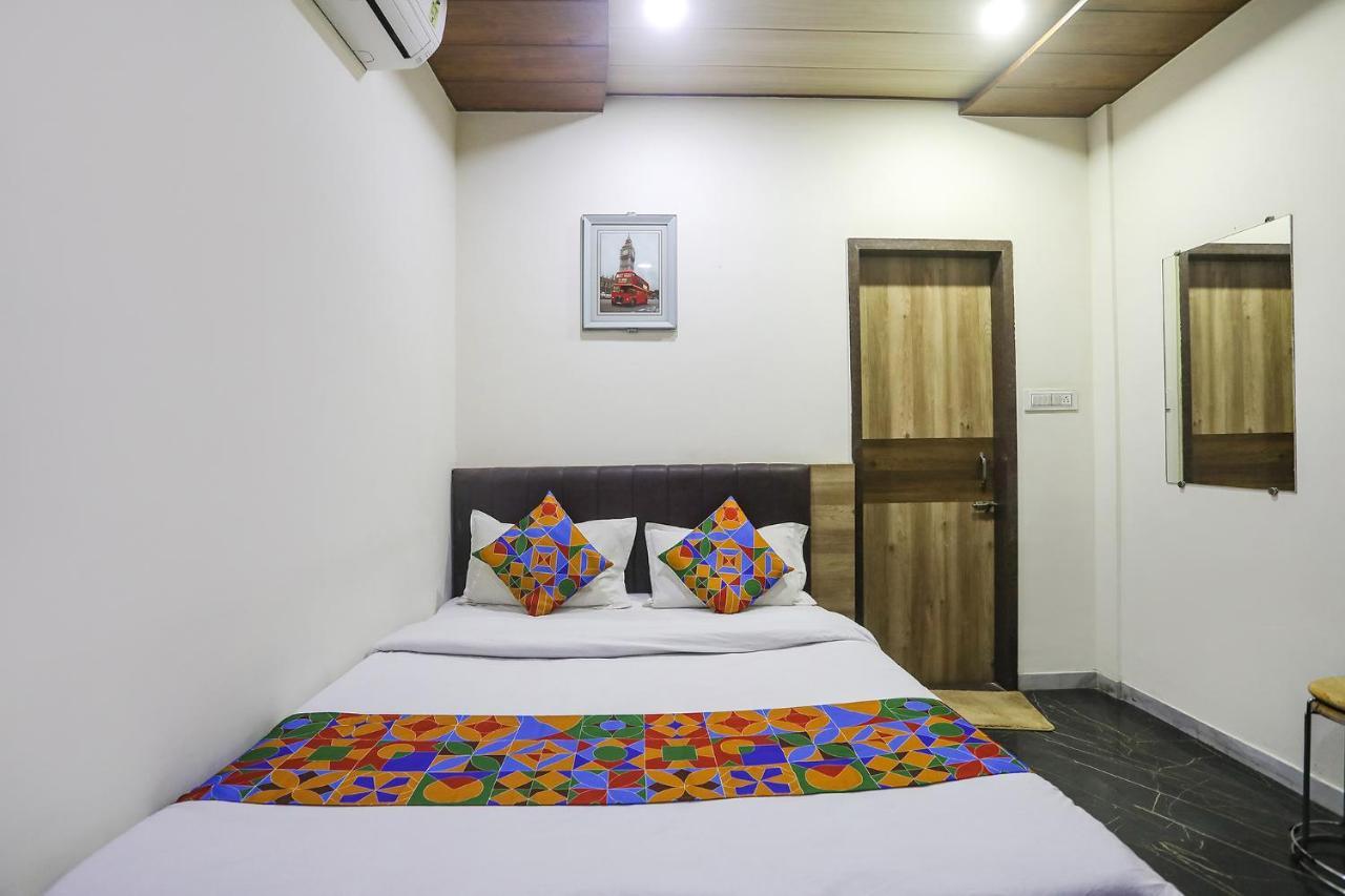 Fabhotel Vedanta Inn - Nr Sitabudli Fort Nagpur Exterior foto